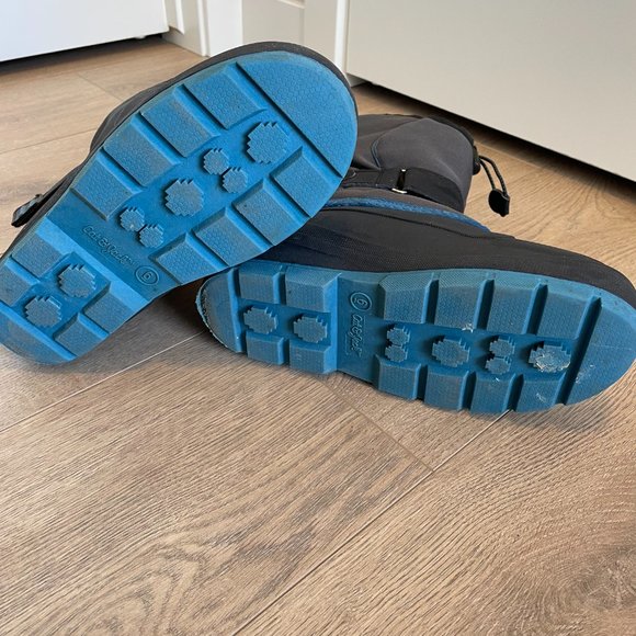 Thermolite Boots kids size 6 - Picture 2 of 3